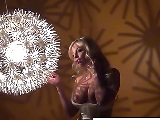 Britney Amber